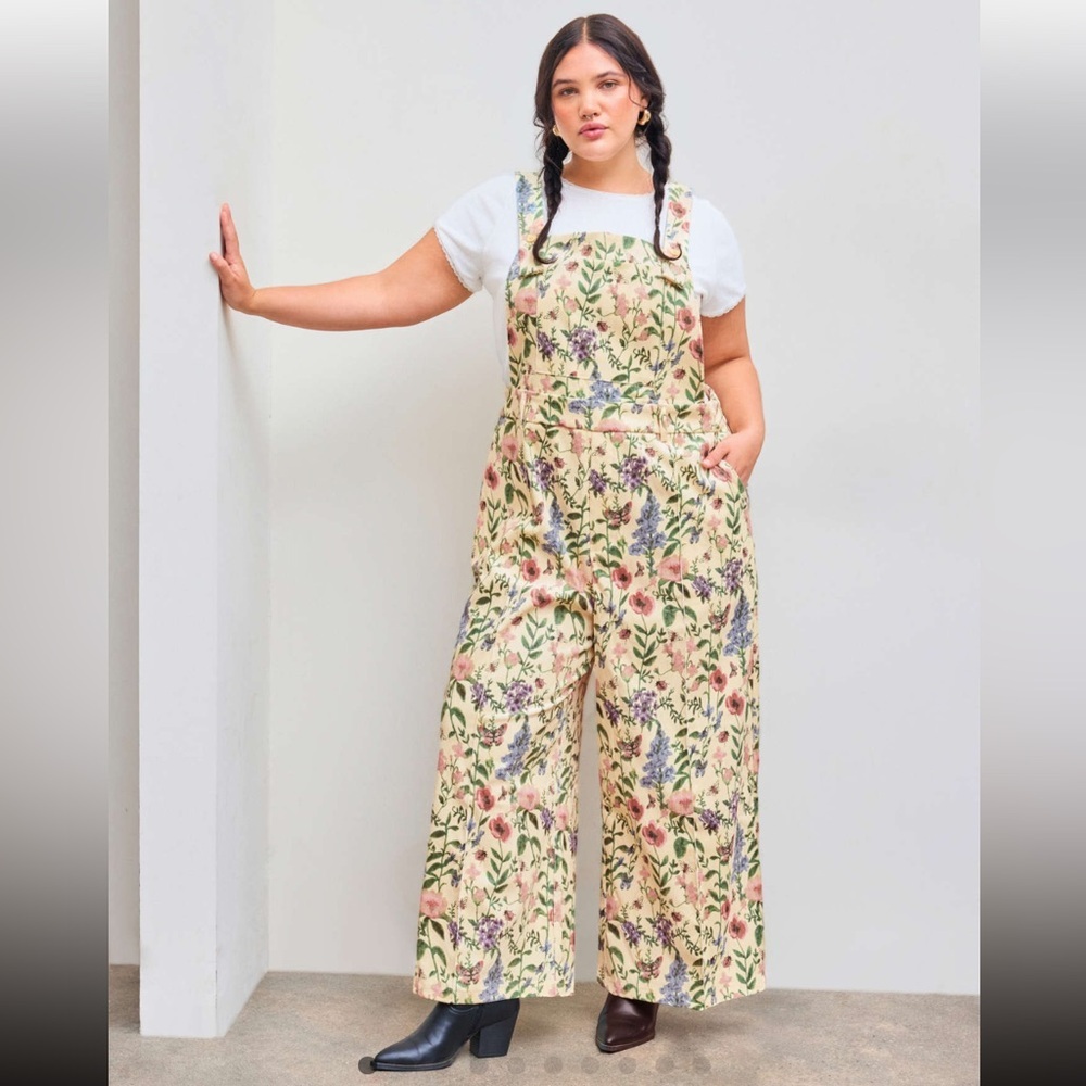 🆕➕️ CIDER Floral Lightweight Corduroy Button Wide Leg Jumpsuit CREAM 0XL $59 - Picture 8 of 16
